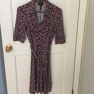 Laundry by Shelli Segal dress.