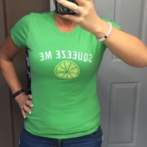 American Eagle Green Squeeze Me Tee Shirt Medium