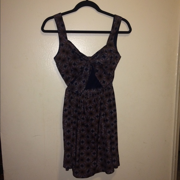 Aztek dress - Picture 2 of 4