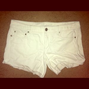 ‼️REDUCTION‼️White American Eagle Shortie Shorts