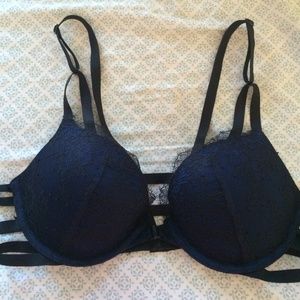 Bundle for @sarah_autumn131 Victoria's Secret bras