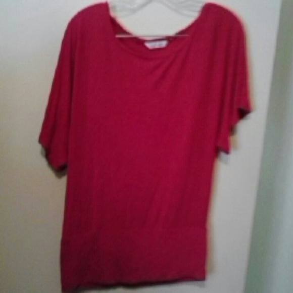 Red top By derek heart