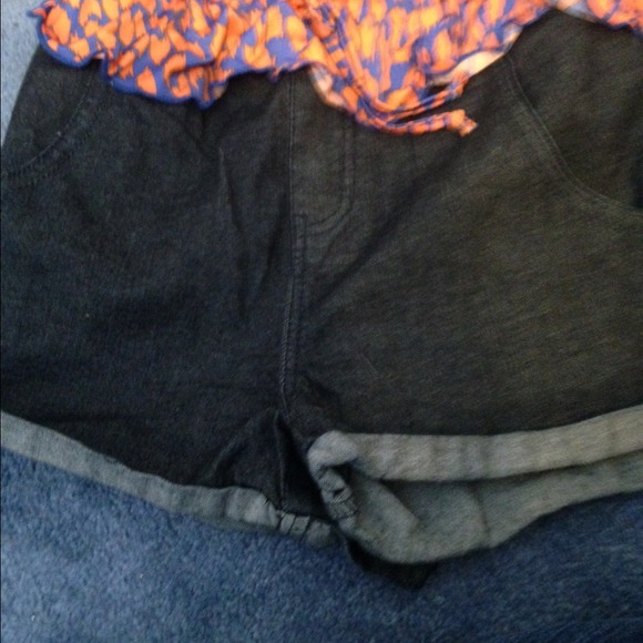 Jumper! - Picture 2 of 3