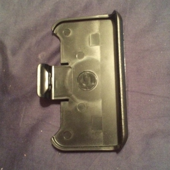 ‼️REDUCTION‼️ Four Hard Otterbox Cases - Picture 2 of 2