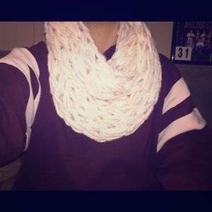 Infinity scarf