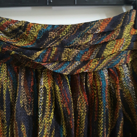 Colorful skirt - Picture 2 of 4