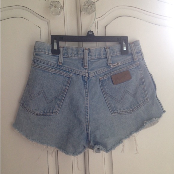 Vintage Denim - Vintage Cutoff Shorts