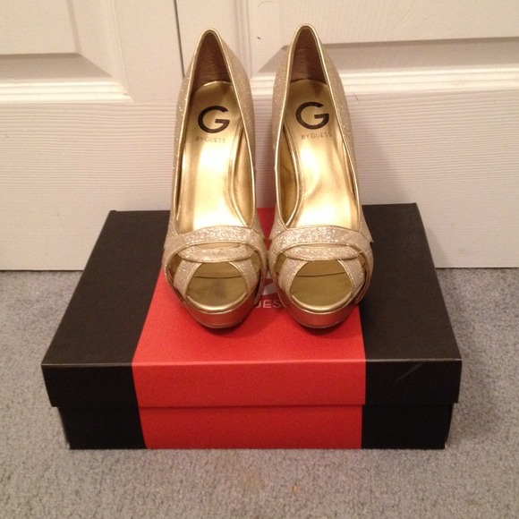 Guess peep toe heels. - Picture 2 of 2