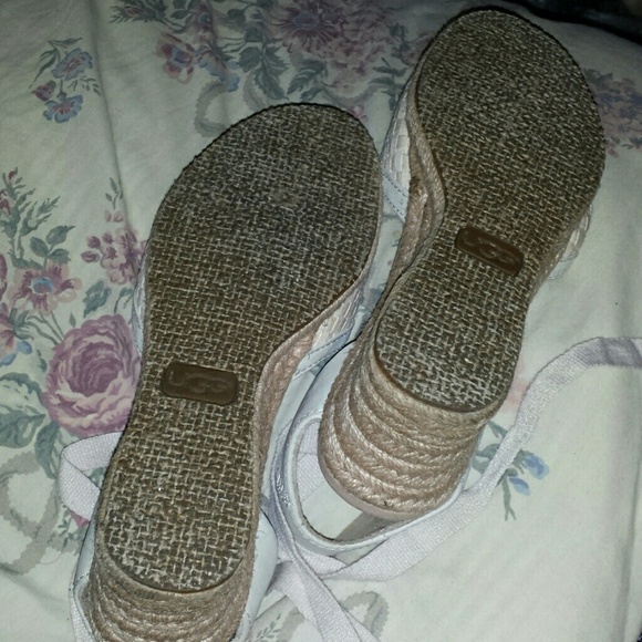 UGG espadrille wedges - Picture 3 of 3