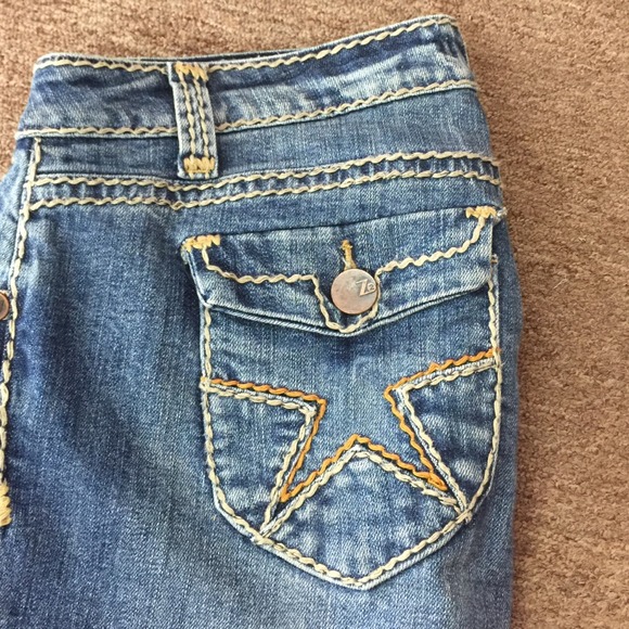 Z2 jeans.