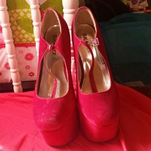 Heel-less Wedges