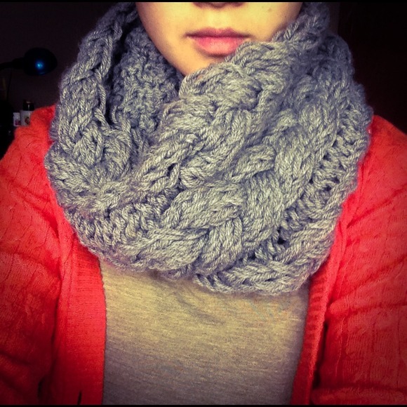 Gray hand knit three braid infinity scarf NWOT
