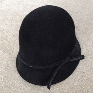 🎄SALE🎄Felt Winter Hat