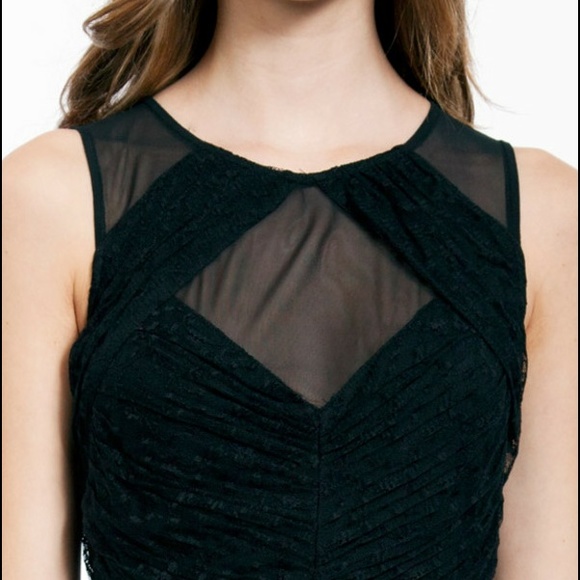 black skater laced dress - Picture 4 of 4