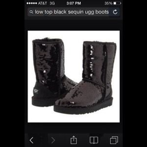 Black sequin Ugg boots. Size 6.