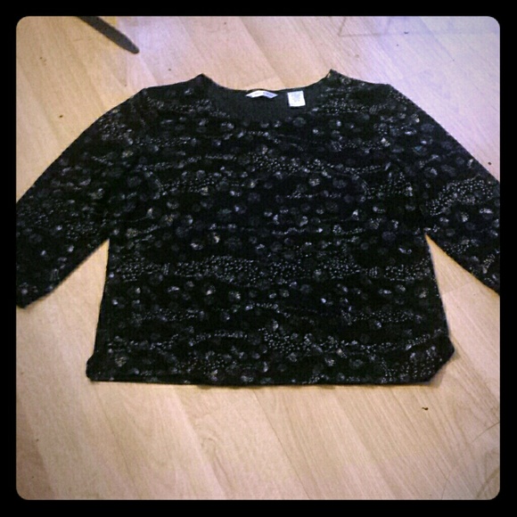Great Christmas top.