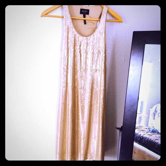 Laundry by Shelli Segal Dresses & Skirts - Laundry gold sequin dress