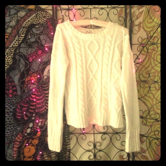 NWOT White sweater