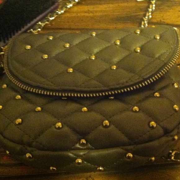A brand new purse