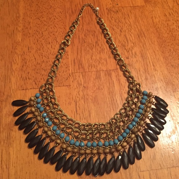 ❌sold❌ statement necklace - Picture 1 of 4