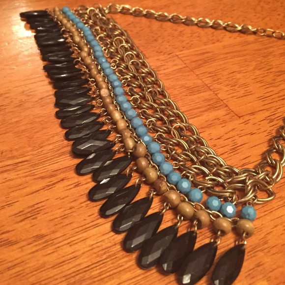 ❌sold❌ statement necklace - Picture 2 of 4