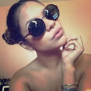 Round Framed Sunglasses