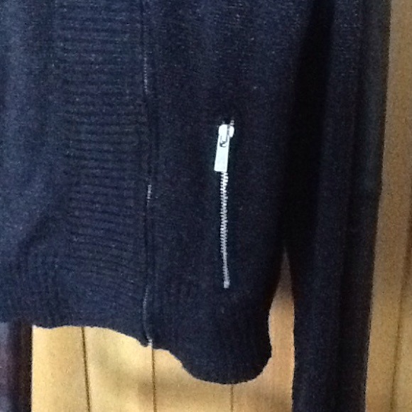 Michael Kors Motorcycle sweater size large - Picture 3 of 4