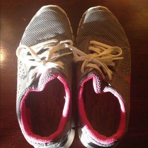 Women's Nike shoes in good shape