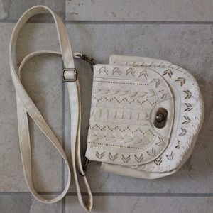 Small side purse perfect for a concert!