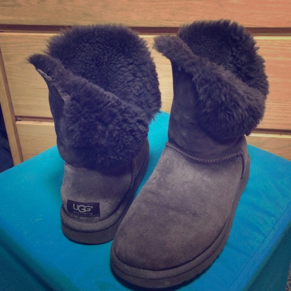 Bailey Button Short Uggs