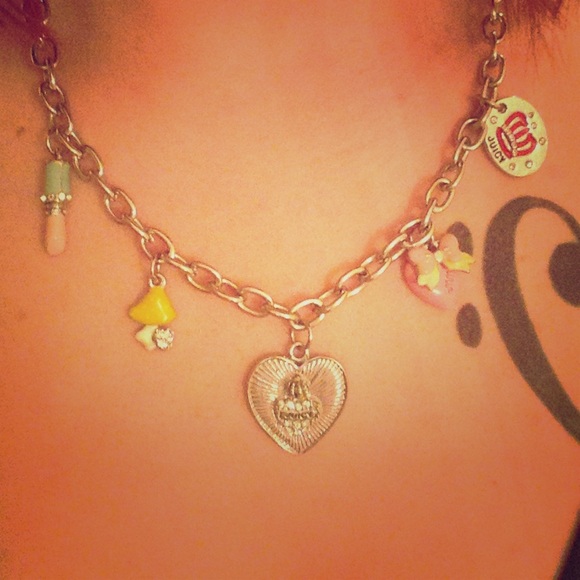 Juicy couture necklace