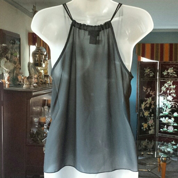 Kaitlyn's bundle of 7!  Perfect Date night blouse! - Picture 4 of 4