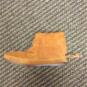 Size 6 short moccasins