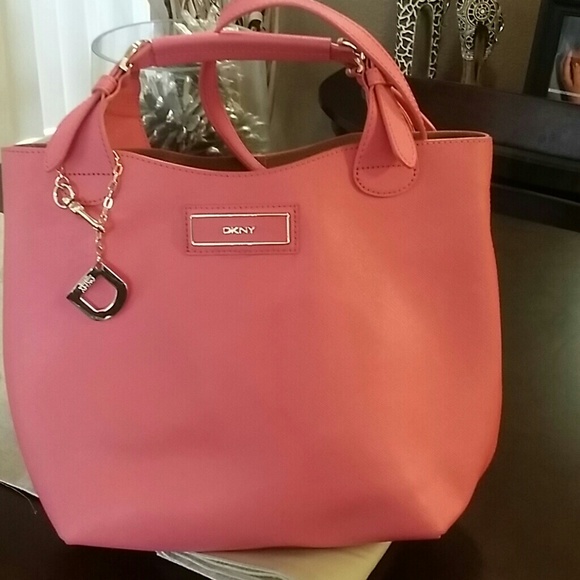 Unique DKNY handbag