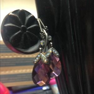 👒 SOLD Gorgeous iridescent dangle earrings,