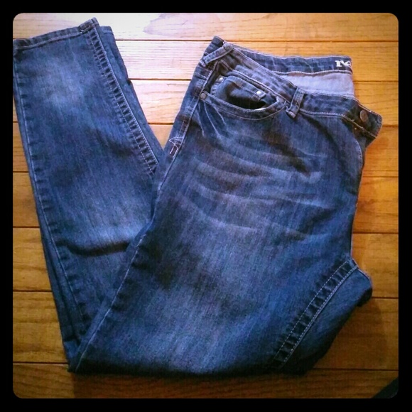 Skinny jeans