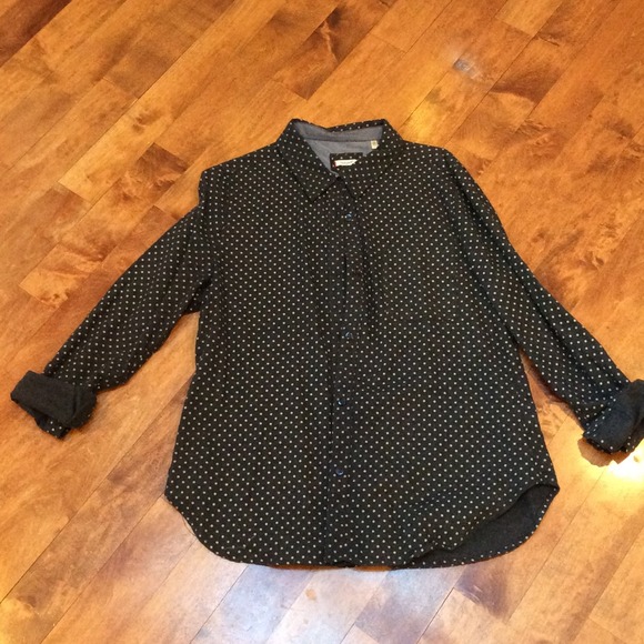 Cozy dark grey and cream polka-dot flannel shirt.