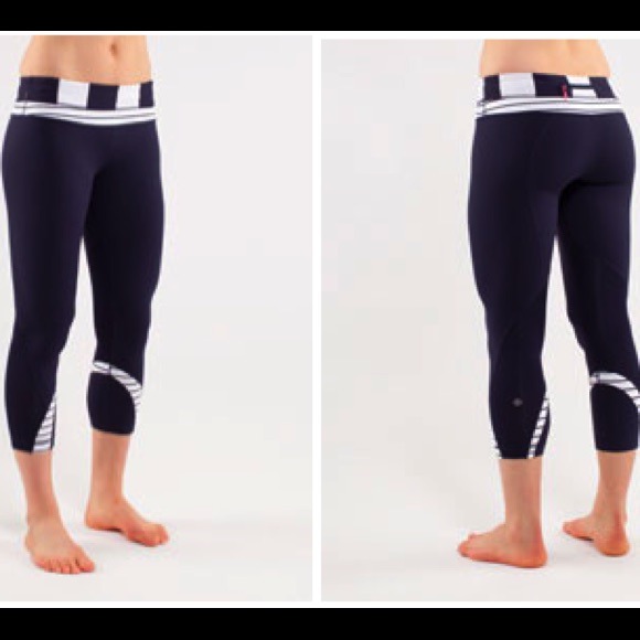 Lululemon run inspire crop II