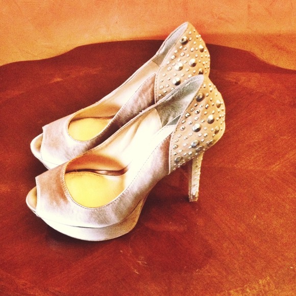 Gianni Bini studded heel