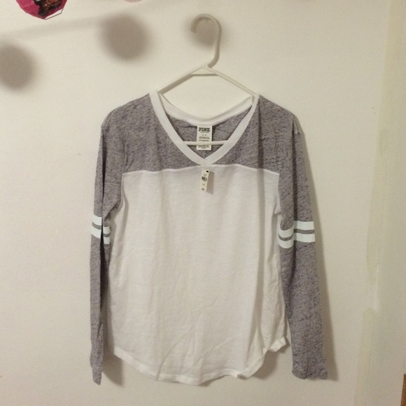 Heather grey and white VS long sleeve