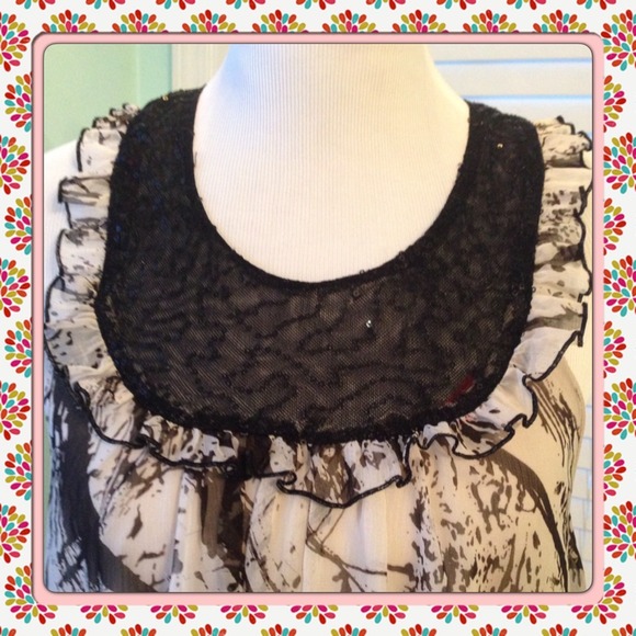 Abstract Print Tunic - Picture 3 of 4