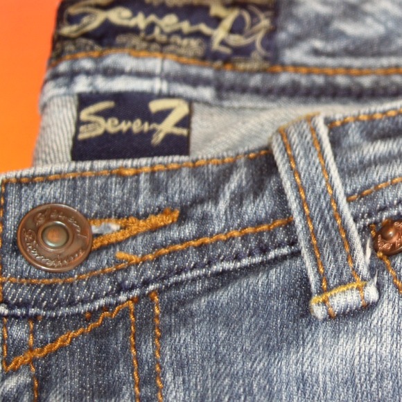 ⬇️⬇️SEVEN 7  JEANS 🎉⬇️⬇️ - Picture 2 of 4