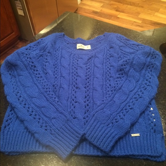 Crop sweater