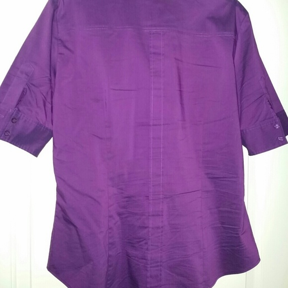 Button down Top! - Picture 2 of 2