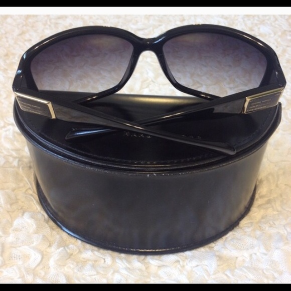 Mark Jacobs glasses in excellent conditions - Picture 3 of 4