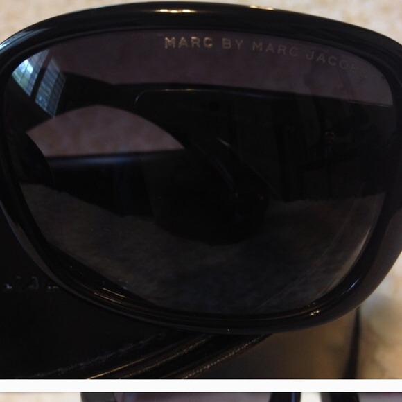 Mark Jacobs glasses in excellent conditions - Picture 4 of 4