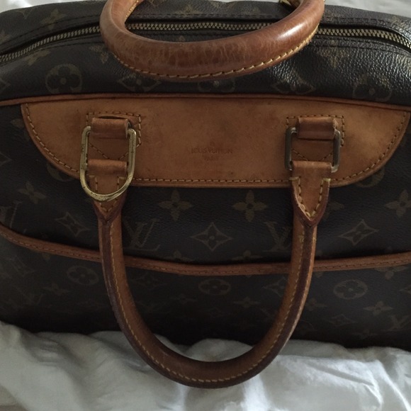 Authentic Deauville Louis Vuitton bag - Picture 4 of 4