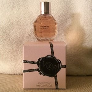 Flowerbomb by Viktor & Rolf mini