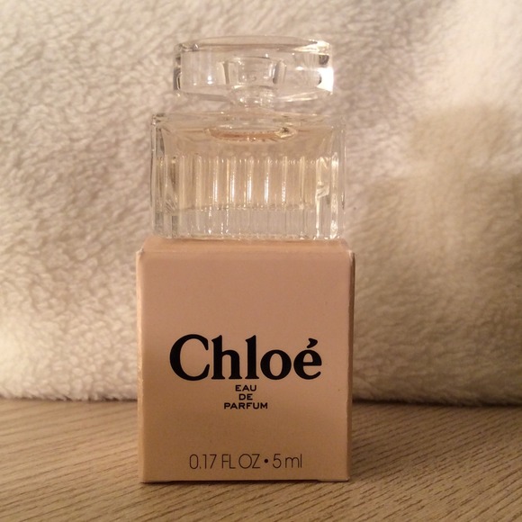 Chloe mini