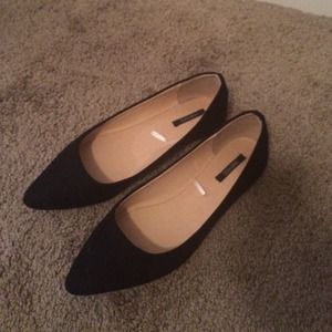 ⚡️SALE⚡️Black flats